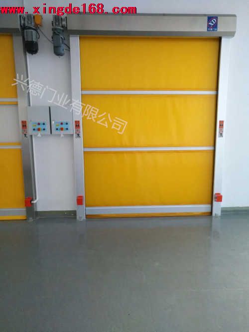 選擇興德門業快速卷簾門廠家是你最佳的商家?